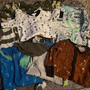 8 0-3 month onesies